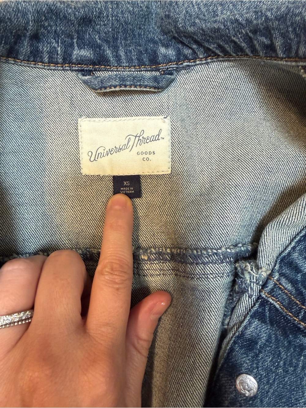 Universal Thread Denim Jacket - Picture 2 of 6